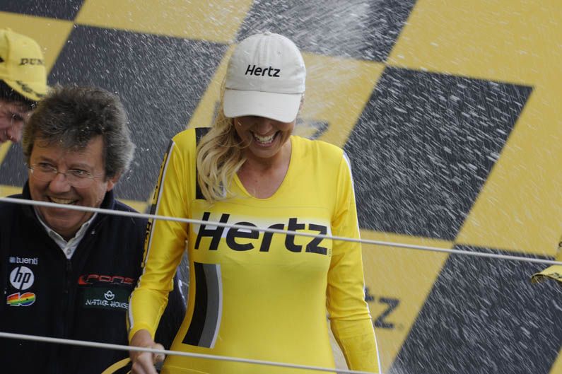 Las chicas del GP de Gran Bretaña de MotoGP 2012