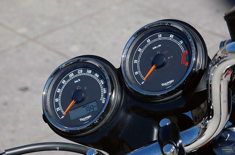 Triumph Bonneville T100