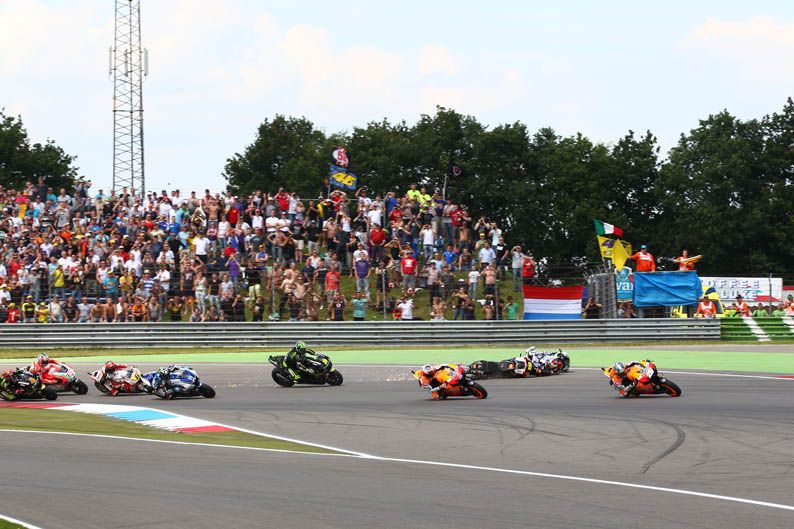 Jorge Lorenzo y Álvaro Bautista en Assen