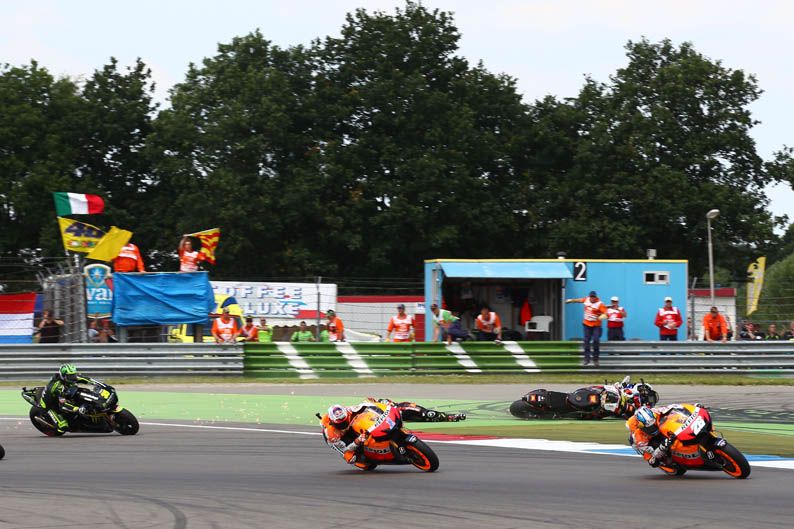 Jorge Lorenzo y Álvaro Bautista en Assen