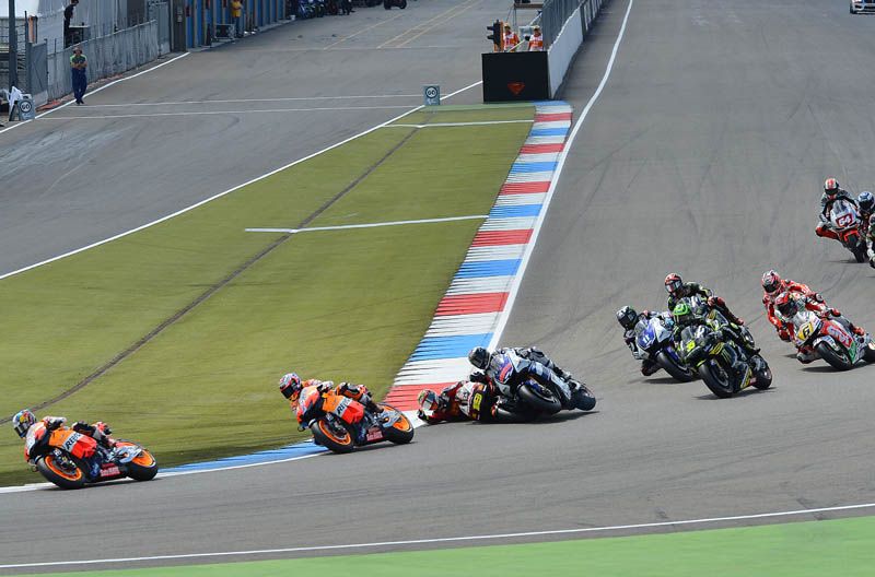 Jorge Lorenzo y Álvaro Bautista en Assen