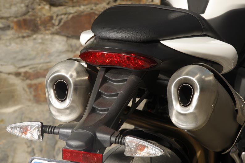 Triumph Street Triple R y Triumph Speed Triple R