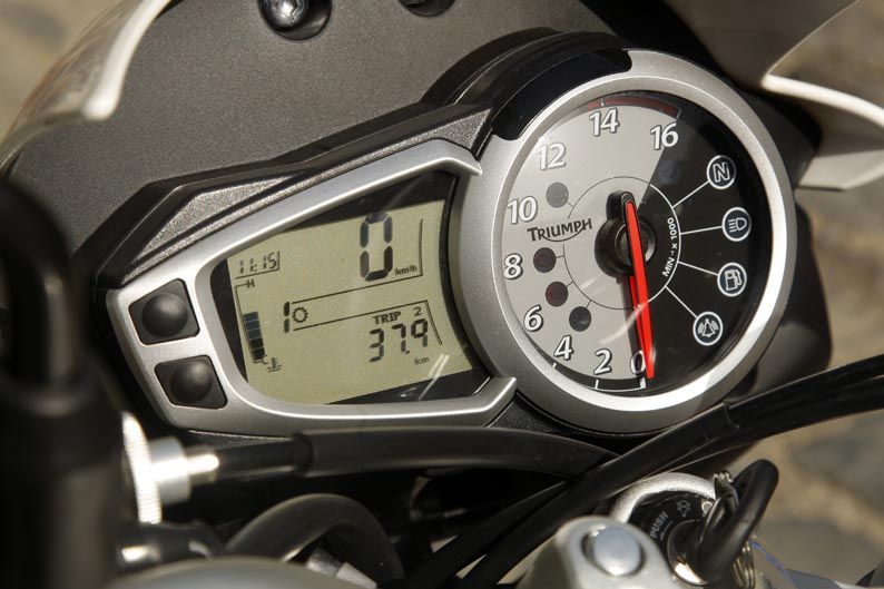 Triumph Street Triple R y Triumph Speed Triple R