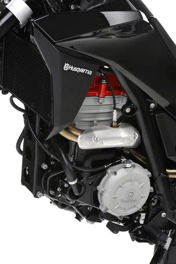 Husqvarna TR 650 Strada