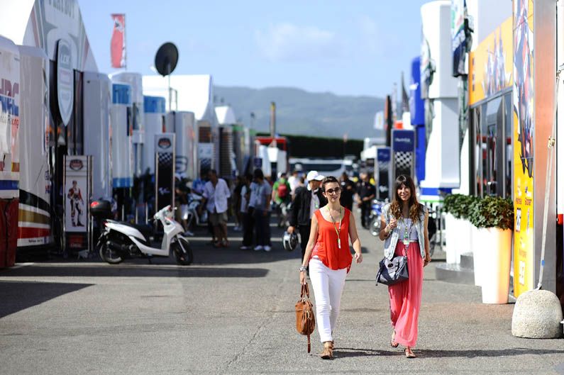 Las chicas del GP de Italia de MotoGP 2012