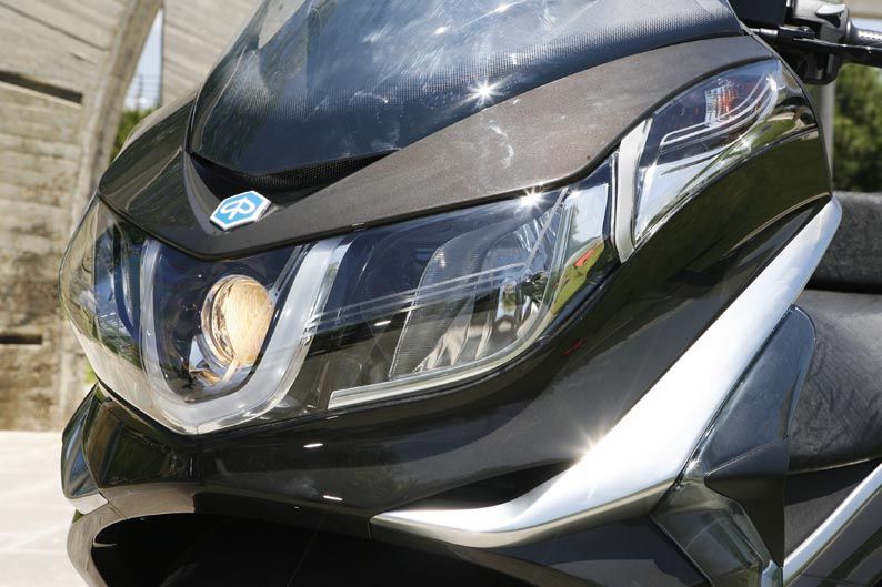 Piaggio X10 350