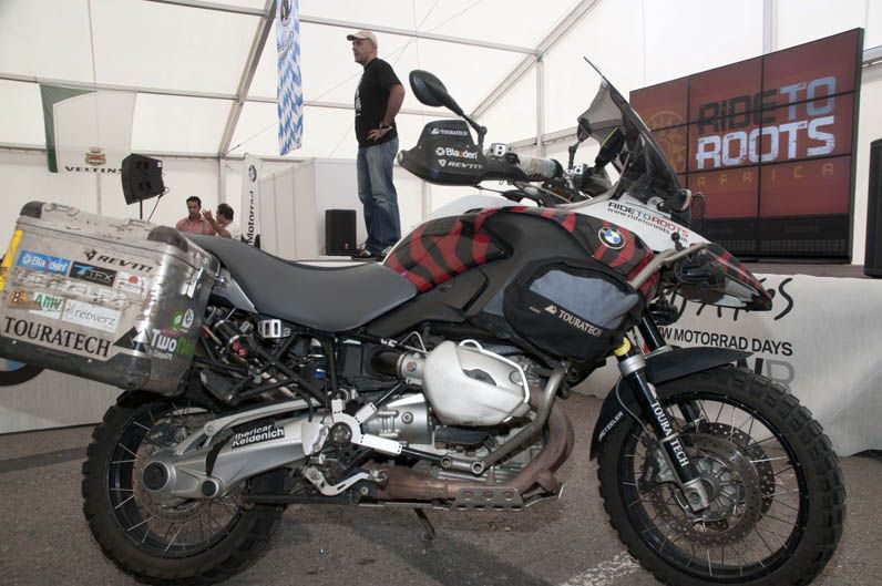 BMW Riders 2012
