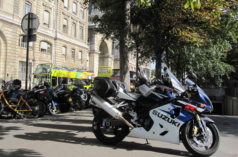 Suzuki GSX-R750