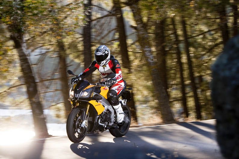 Aprilia Tuono V4 R APRC