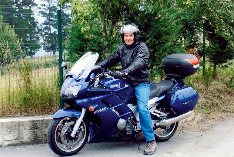 Santiago y su FJR1300
