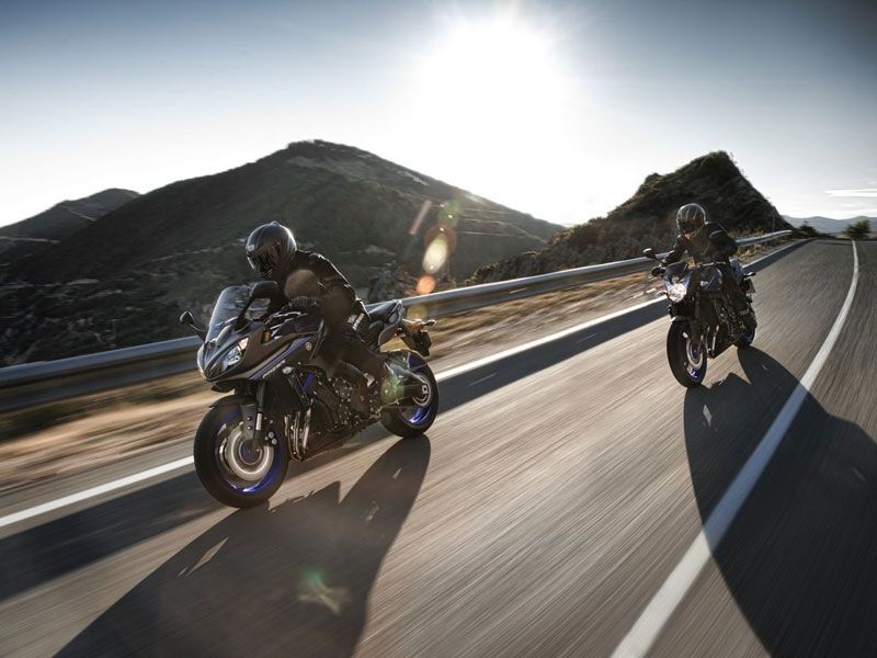 Nueva Yamaha FZ8 2013