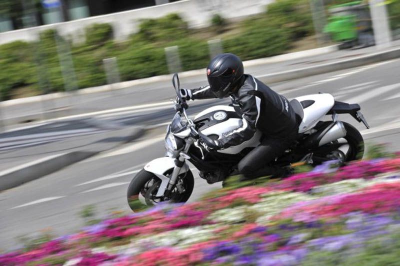 Ducati Monster 696