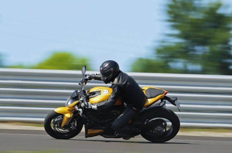 Streetfighter 848