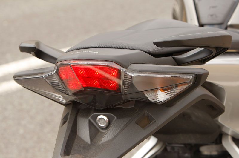Comparativa Sport-Turismo: BMW y Honda