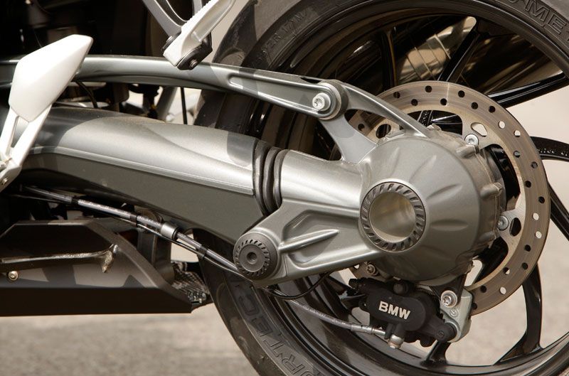 Comparativa Sport-Turismo: BMW y Honda