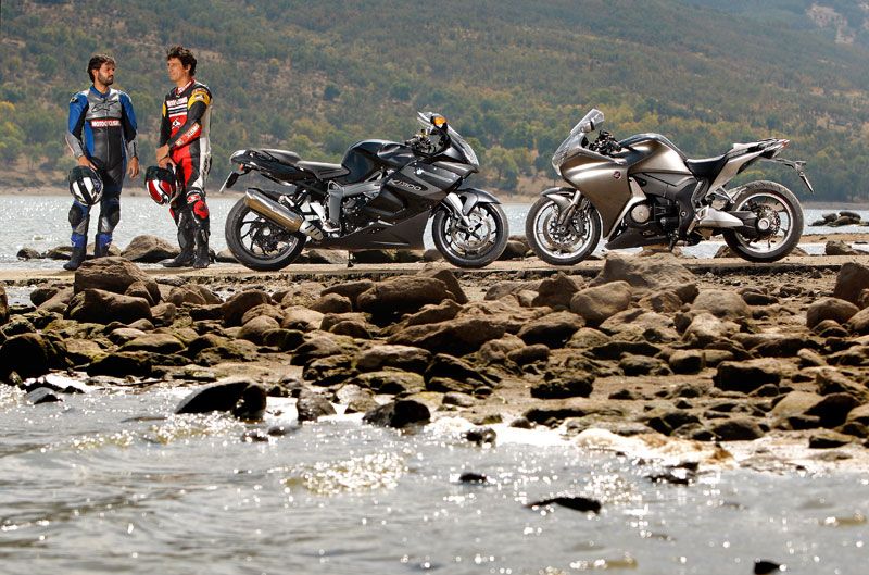 Comparativa Sport-Turismo: BMW y Honda