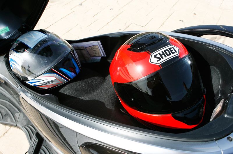 Piaggio X10 125