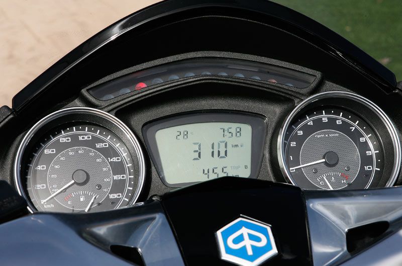 Piaggio X10 125