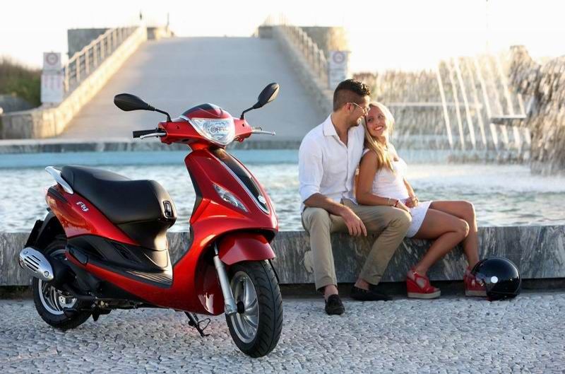 Piaggio Fly 125