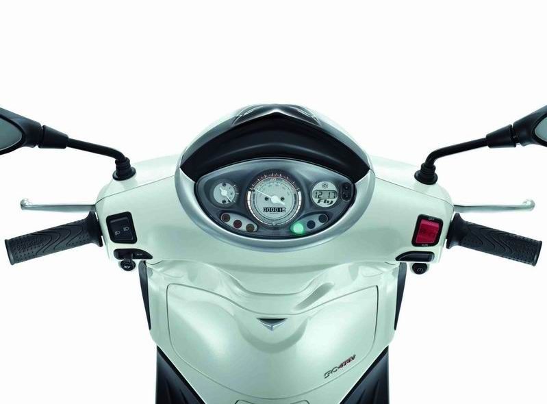 Piaggio Fly 125