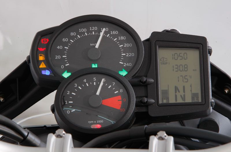 BMW F800GS Moto Verde