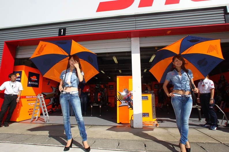 Chicas de MotoGP en Japón