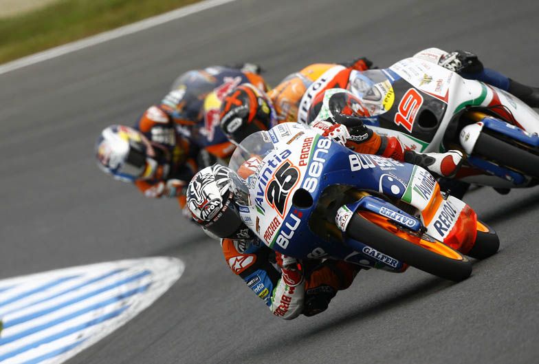 Maverick Viñales y Alessandro Tonucci
