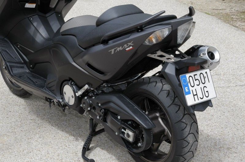 Comparativa scooter: Honda Integra vs Yamaha T-Max