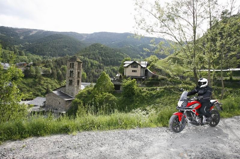 Turismo Andorra Honda NC700X