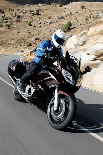 Yamaha FJR 1300 (7)
