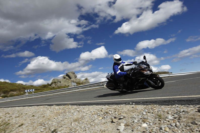 Yamaha FJR 1300 (3)