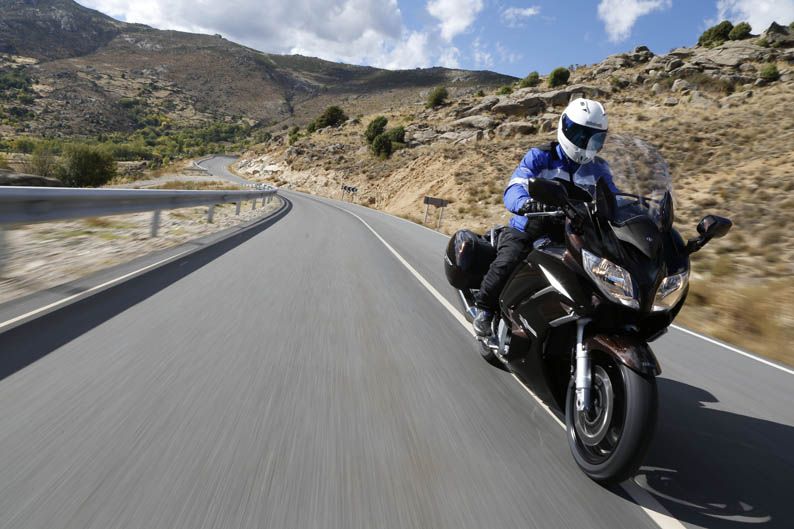Yamaha FJR 1300 (6)