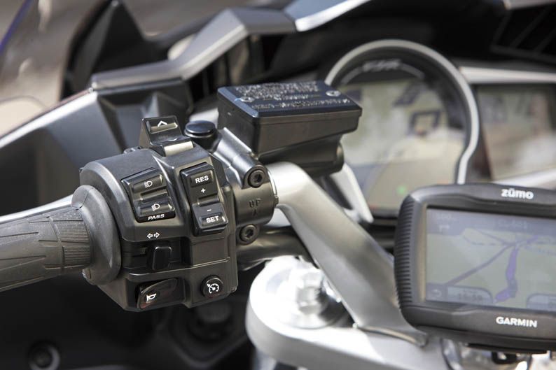 Yamaha FJR 1300 (33)