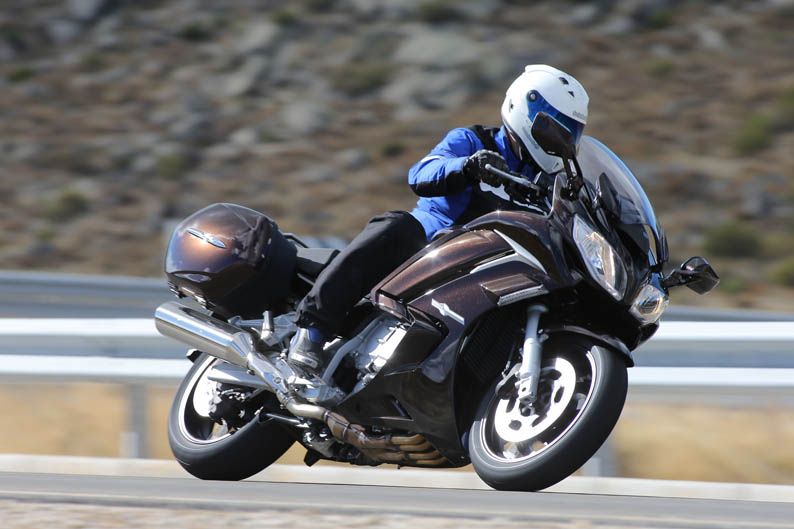 Yamaha FJR 1300 (22)