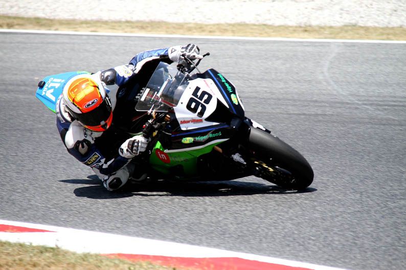 Erik Morillas, piloto en el CEV