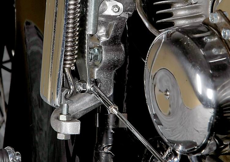 Harley Davidson FLH 1955 12