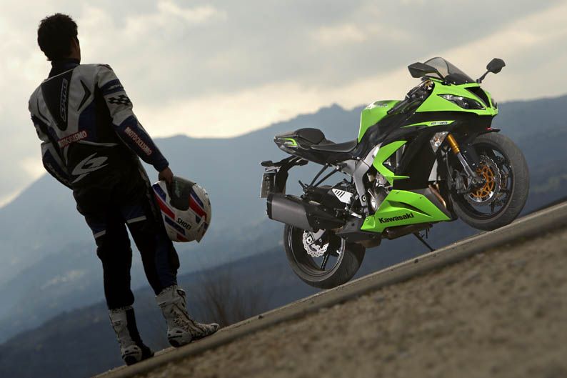 Kawasaki ZX-6R 636 2
