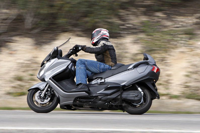 Suzuki Burgman 650 2013