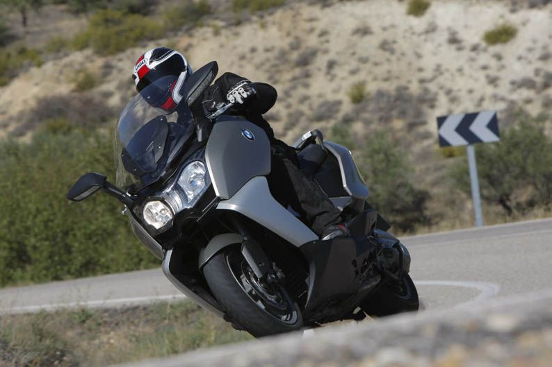 Suzuki Burgman 650 2013