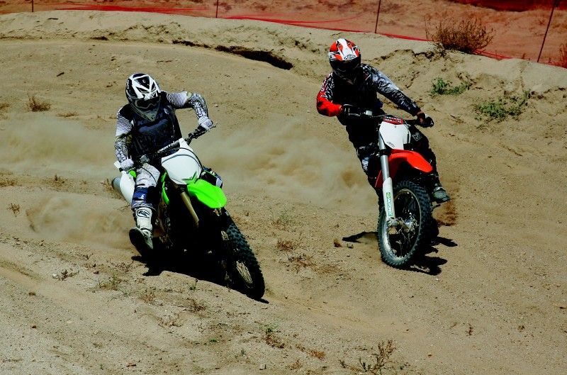 Comparativa cross 450 Moto Verde