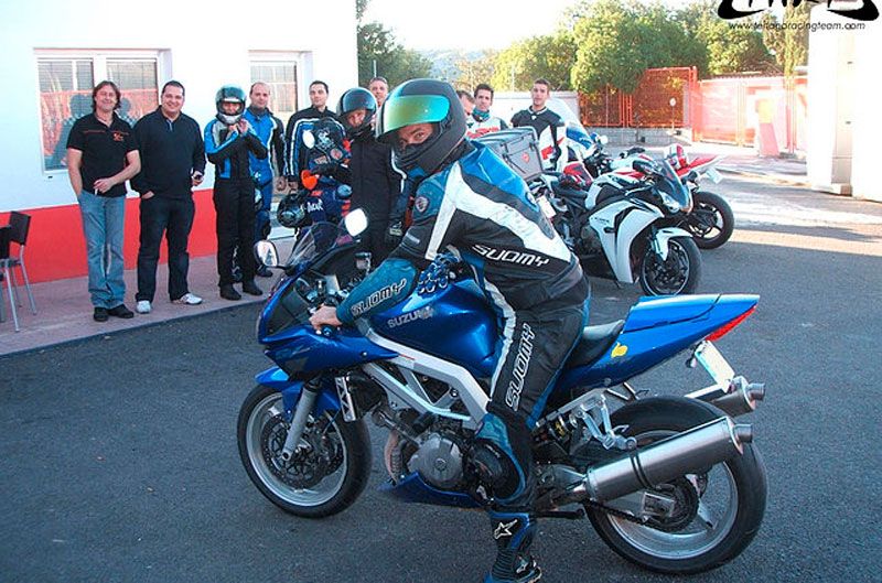 Suzuki SV1000S