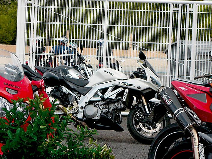 Suzuki SV1000S