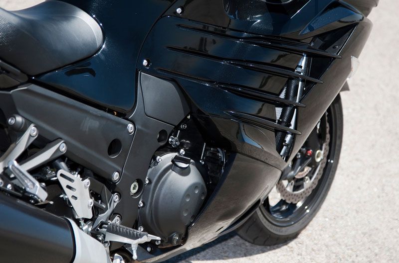 ZZR1400 vs. Hayabusa