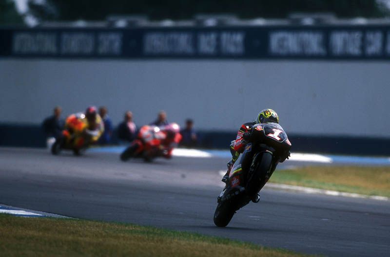 Max Biaggi (Aprilia). 1995