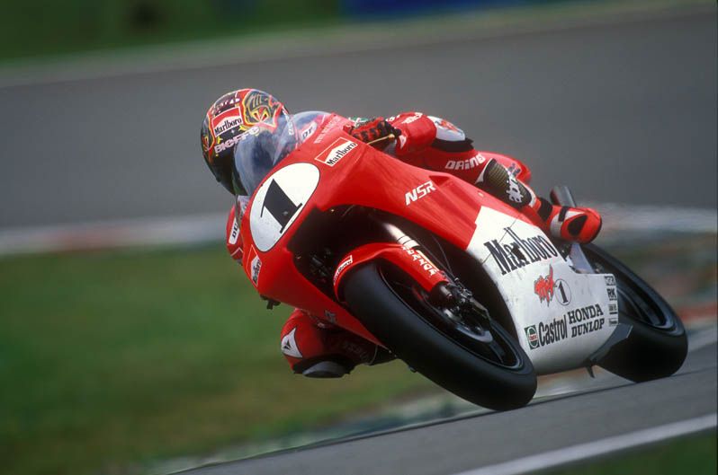 Max Biaggi (Honda). 1997