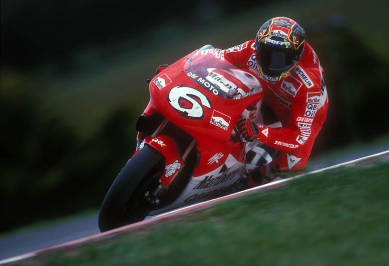 Max Biaggi (Honda). 1998
