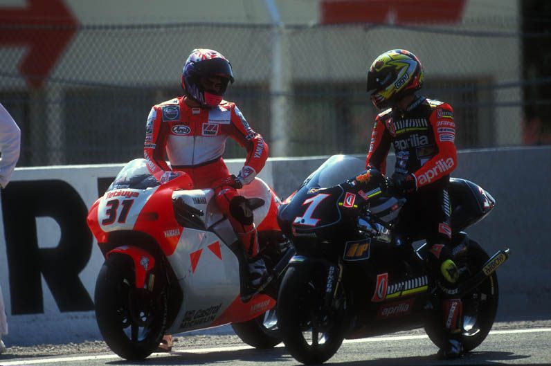 Max Biaggi (Aprilia). 1996