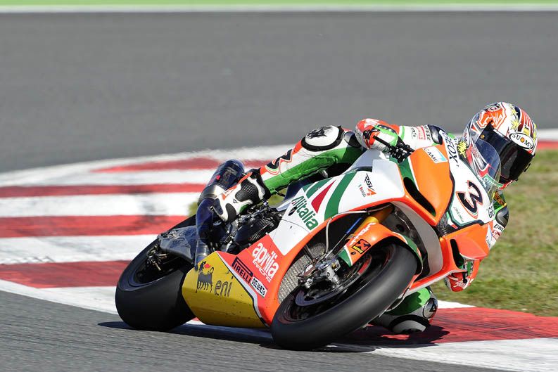 Max Biaggi (Aprilia). 2010