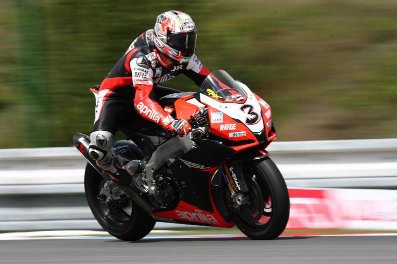Max Biaggi (Aprilia). 2009