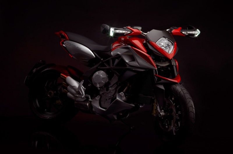 Rivale 800